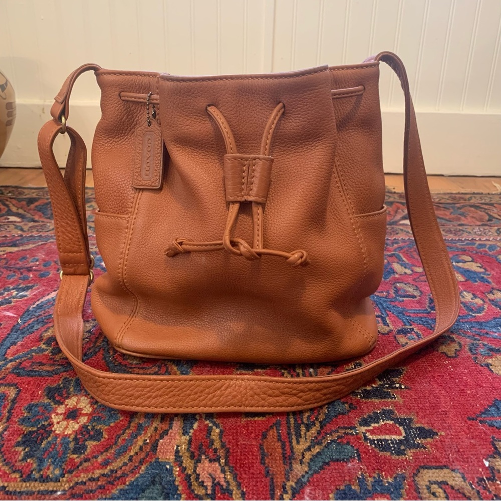 Vintage Coach 4926 Sonoma Pocket Drawstring Bucket Bag in Tan EUC